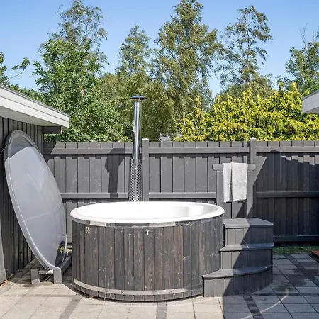 Tatil Evi Lovely In With Kitchen Grenå