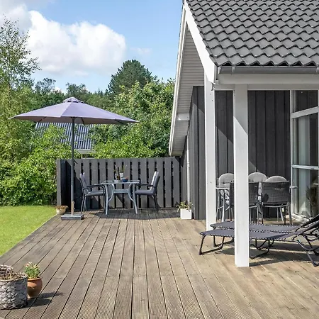 Lovely In With Kitchen * Grenå