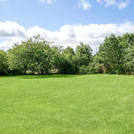 Tatil Evi Lovely In With Kitchen