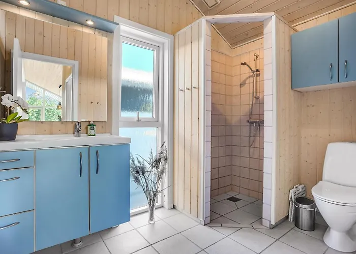 Lovely In With Kitchen Grenå