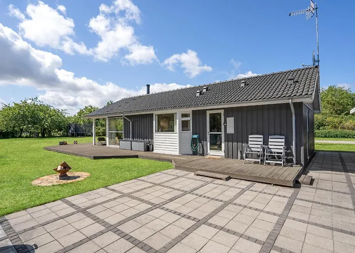 Сasa de vacaciones Lovely In With Kitchen Grenå
